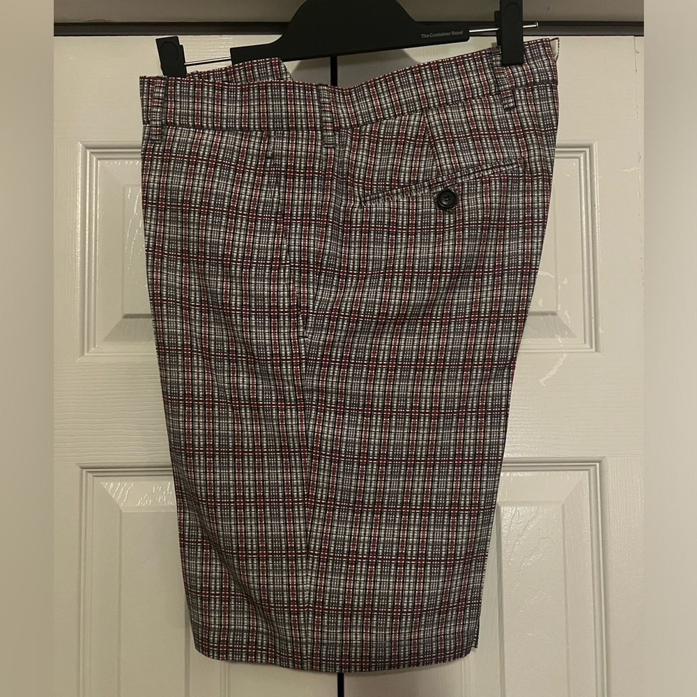 New Prada men’s plaid shorts. - Picture 3 of 8